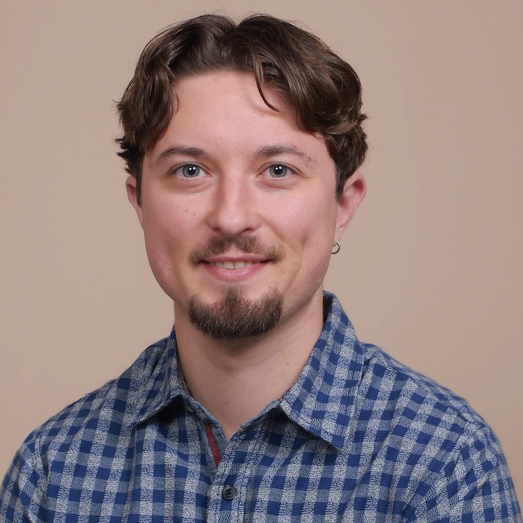 Daniel Luparia
